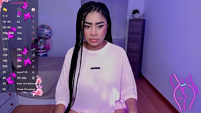 Snapshot of briana_walker chatting on November 15, 2025, 11:14 am briana walker online show from November 15, 2025, 11:14 am