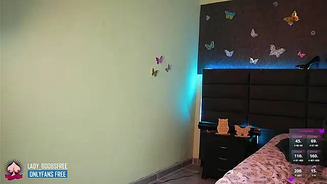 kathieandpovcock1 online show from March 19, 2025, 3:51 pm