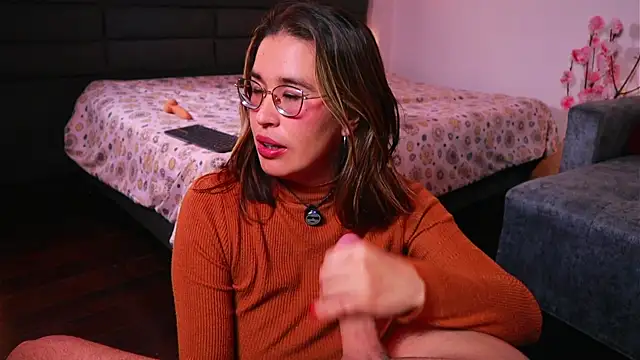 kathieandpovcock1 online show from October 29, 2025, 2:54 am