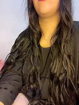 Mayacrayzi online show from October 12, 2025, 12:06 pm