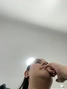 Hanna86 online show from March 31, 2026, 8:33 pm