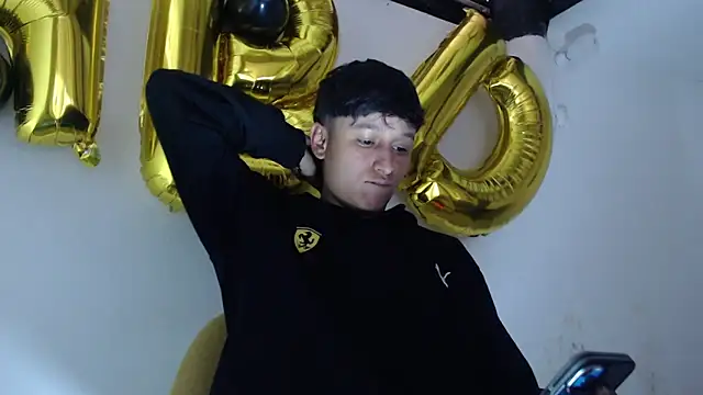 Tamarahryan online show from December 19, 2025, 3:25 pm