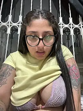 croftsmila online show from March 27, 2026, 11:49 pm