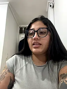 croftsmila online show from November 7, 2025, 11:41 pm