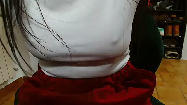 patatinahot87 online show from January 8, 2026, 4:57 pm