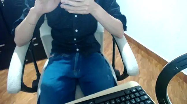 Snapshot of SexAegons chatting on February 26, 2025, 4:41 am SexAegons online show from February 26, 2025, 4:41 am