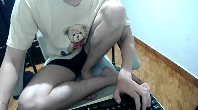 Snapshot of SexAegons chatting on February 28, 2025, 6:32 am SexAegons online show from February 28, 2025, 6:32 am