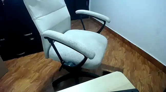 Snapshot of SexAegons chatting on February 28, 2025, 9:36 am SexAegons online show from February 28, 2025, 9:36 am