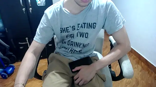 Snapshot of SexAegons chatting on February 16, 2025, 3:37 am SexAegons online show from February 16, 2025, 3:37 am