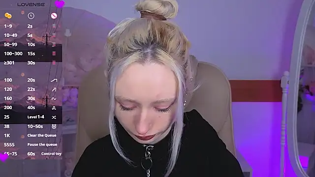 Snapshot of Katia_Kim chatting on February 5, 2026, 6:42 am Katia Kim online show from February 5, 2026, 6:42 am