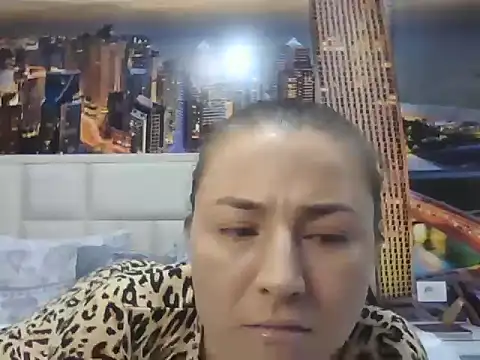 dollydream88 online show from April 9, 2026, 6:14 pm