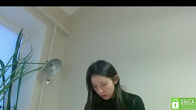 Sophi Cute online show from November 12, 2025, 1:59 pm