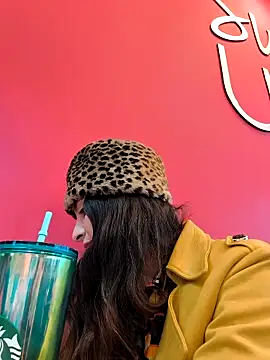 Sam Sara online show from October 19, 2025, 10:23 pm