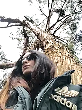 Sam Sara online show from March 19, 2025, 2:35 pm