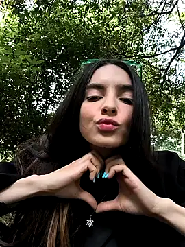 Sam Sara online show from September 11, 2025, 5:46 pm