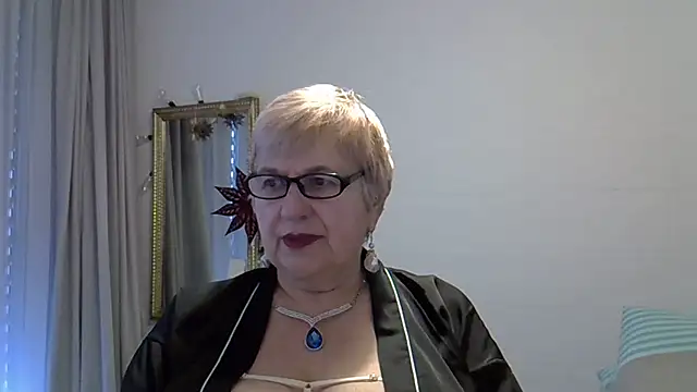 SweetCherry27 online show from February 3, 2026, 8:41 am