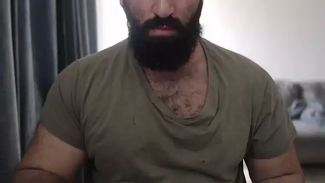 hugemachohandsome online show from November 4, 2025, 9:02 am