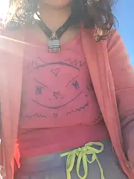 Darling Sunstorm online show from November 21, 2025, 7:24 pm