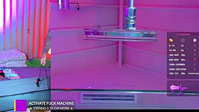 Miss Pawi online show from November 19, 2025, 9:26 pm