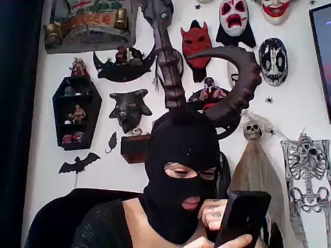 Snapshot of FeticheMacabre chatting on February 26, 2026, 1:33 pm FeticheMacabre online show from February 26, 2026, 1:33 pm