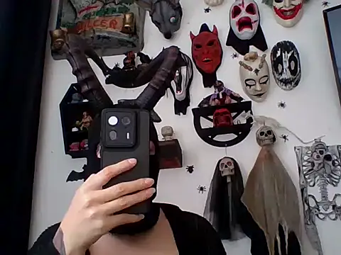 Snapshot of FeticheMacabre chatting on March 1, 2026, 6:30 pm FeticheMacabre online show from March 1, 2026, 6:30 pm