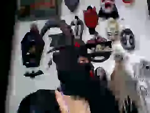 Snapshot of FeticheMacabre chatting on November 30, 2025, 7:03 pm FeticheMacabre online show from November 30, 2025, 7:03 pm