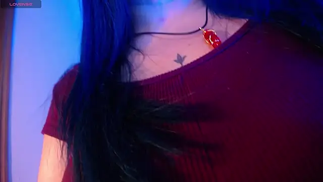 alicia moom online show from November 19, 2025, 7:47 pm