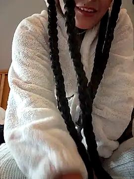 Snapshot of bellapaty chatting on December 4, 2025, 9:30 am bellapaty online show from December 4, 2025, 9:30 am