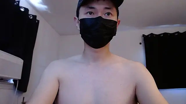 twbobo00715 online show from September 8, 2025, 4:06 pm