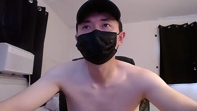 twbobo00715 online show from September 10, 2025, 10:20 pm