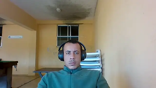 MachoScorpionCaralho online show from June 6, 2026, 6:02 pm