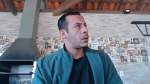 MachoScorpionCaralho online show from June 13, 2026, 2:37 pm