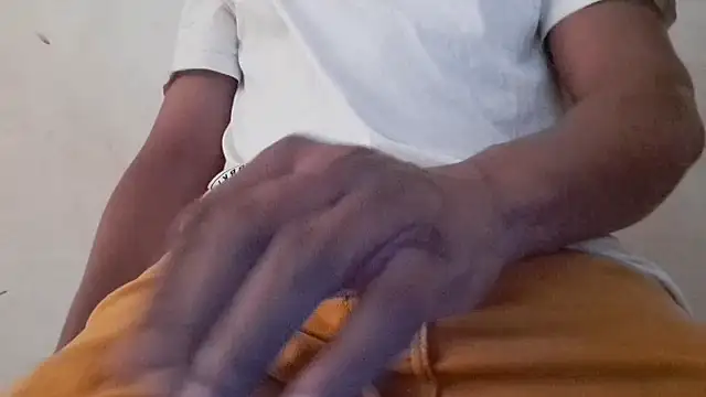 royblackbigpvt online show from October 26, 2025, 4:51 pm