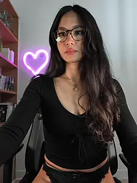 Snapshot of Naughty-Jessie chatting on February 21, 2026, 9:39 pm Naughty-Jessie online show from February 21, 2026, 9:39 pm