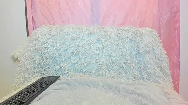 iisabella gonzalez online show from November 10, 2025, 5:45 am