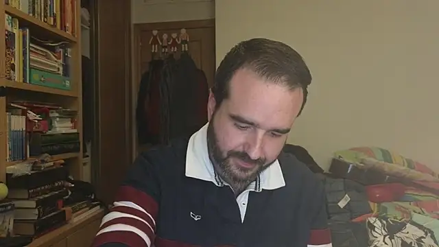 Snapshot of curiosillo83 chatting on February 11, 2026, 3:12 pm curiosillo83 online show from February 11, 2026, 3:12 pm