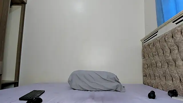 Snapshot of sexy_ariah chatting on October 15, 2025, 4:33 am sexy ariah online show from October 15, 2025, 4:33 am