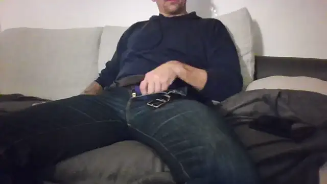 jouet75 online show from February 27, 2026, 9:14 pm