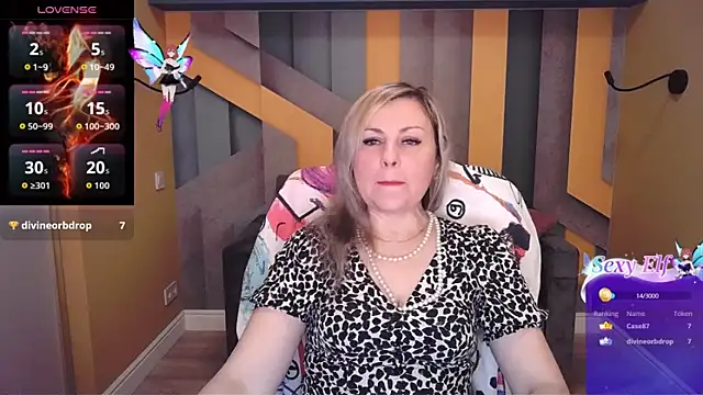 Snapshot of Candy_Long chatting on February 9, 2026, 7:23 pm Candy Long online show from February 9, 2026, 7:23 pm