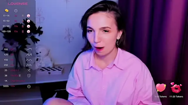 KindHazelHere  online show from November 13, 2025, 12:25 am