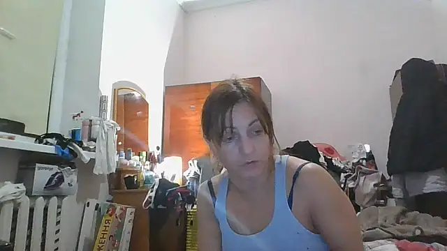 ShawnaAdams online show from November 26, 2025, 3:23 pm