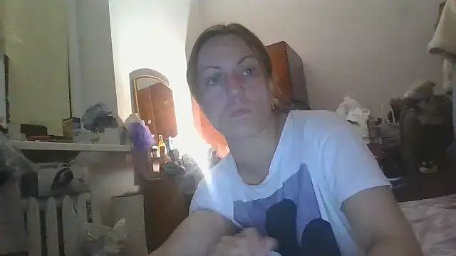 ShawnaAdams online show from October 29, 2025, 7:46 pm