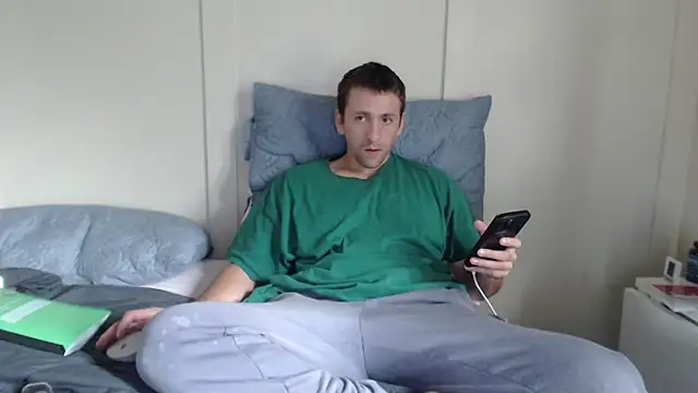 Snapshot of Bimmer7171 chatting on July 15, 2026, 11:45 pm Bimmer7171 online show from July 15, 2026, 11:45 pm