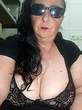 eroticjessitop online show from March 9, 2026, 6:33 pm