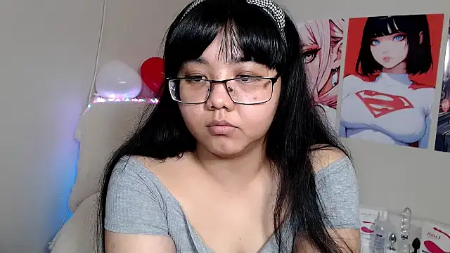 Snapshot of Moertomlly chatting on March 2, 2025, 12:14 pm Moertomlly online show from March 2, 2025, 12:14 pm