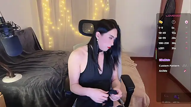 liliwang03 online show from January 19, 2026, 1:26 pm