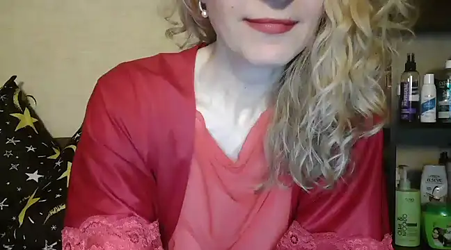 Natasha Nannette online show from March 7, 2025, 8:22 pm