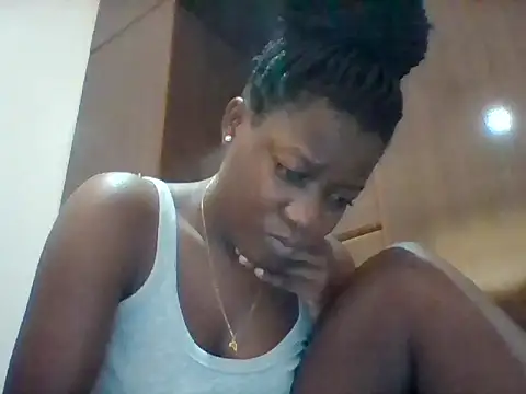 Alessandrajenna online show from April 14, 2026, 7:46 am