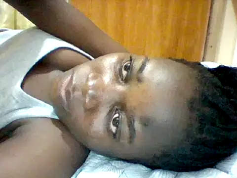 Snapshot of Alessandrajenna chatting on March 12, 2025, 6:43 pm Alessandrajenna online show from March 12, 2025, 6:43 pm