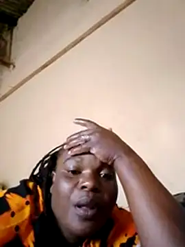 Snapshot of pretty-donna chatting on February 14, 2026, 11:43 am pretty-donna online show from February 14, 2026, 11:43 am